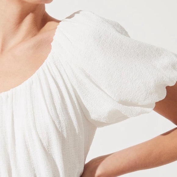 ASTR THE LABEL smocked tiered maxi dress Sz M - Picture 2 of 9